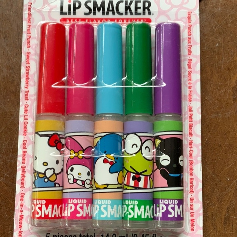 LIPSMACKER HELLO KITTY AND FRIENDS LIQUIDATE LIP SMACKER - Picture 3 of 4